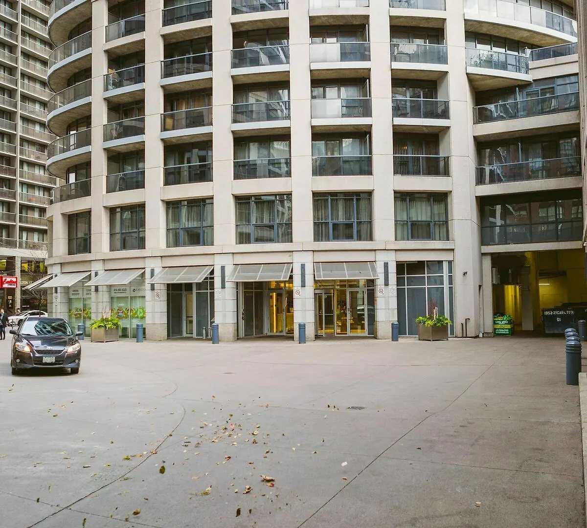 Quickstay - Incredible Downtown Condo Toronto Hotel