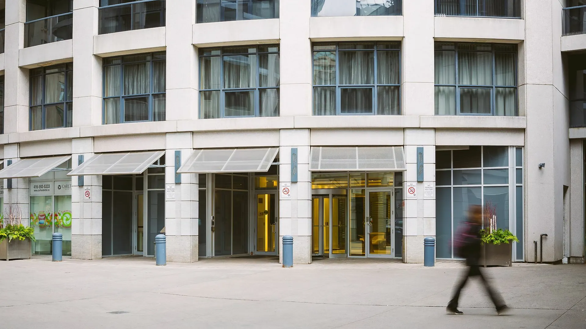 Quickstay - Incredible Downtown Condo Toronto Hotel
