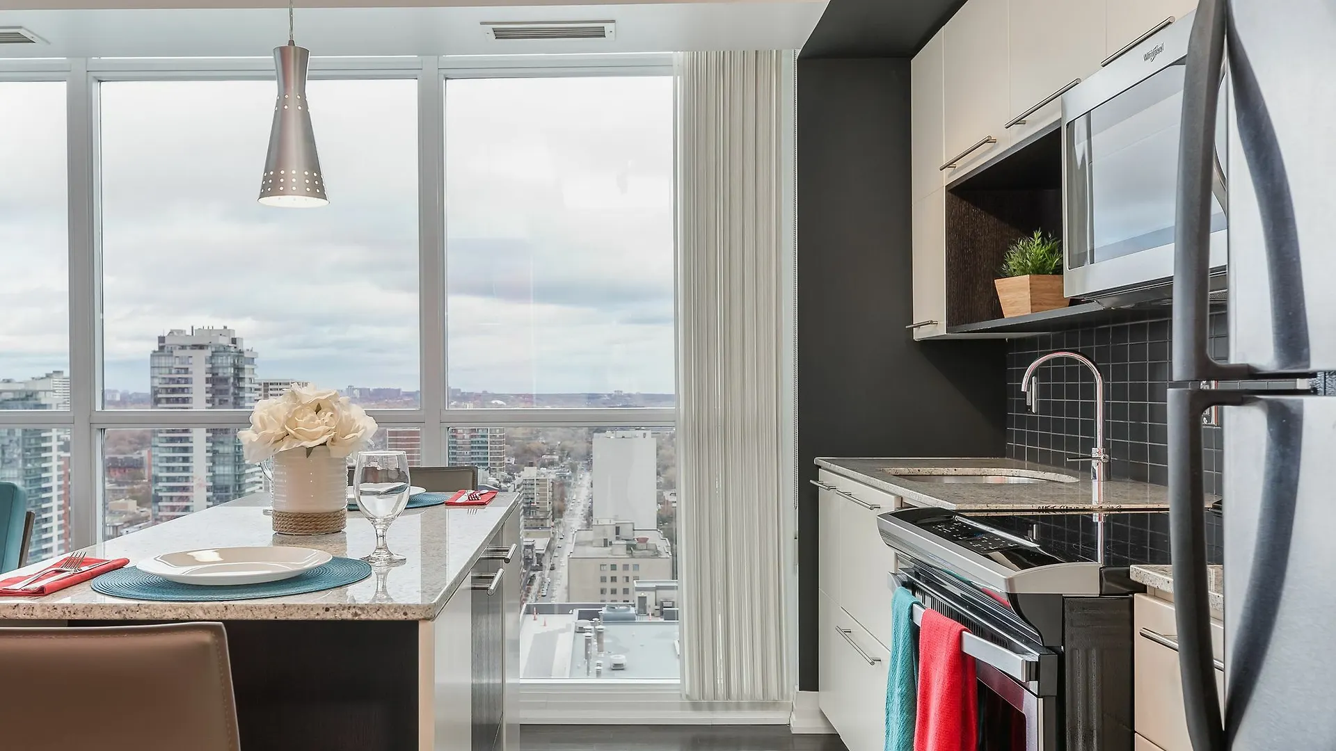 Quickstay - Incredible Downtown Condo Toronto
