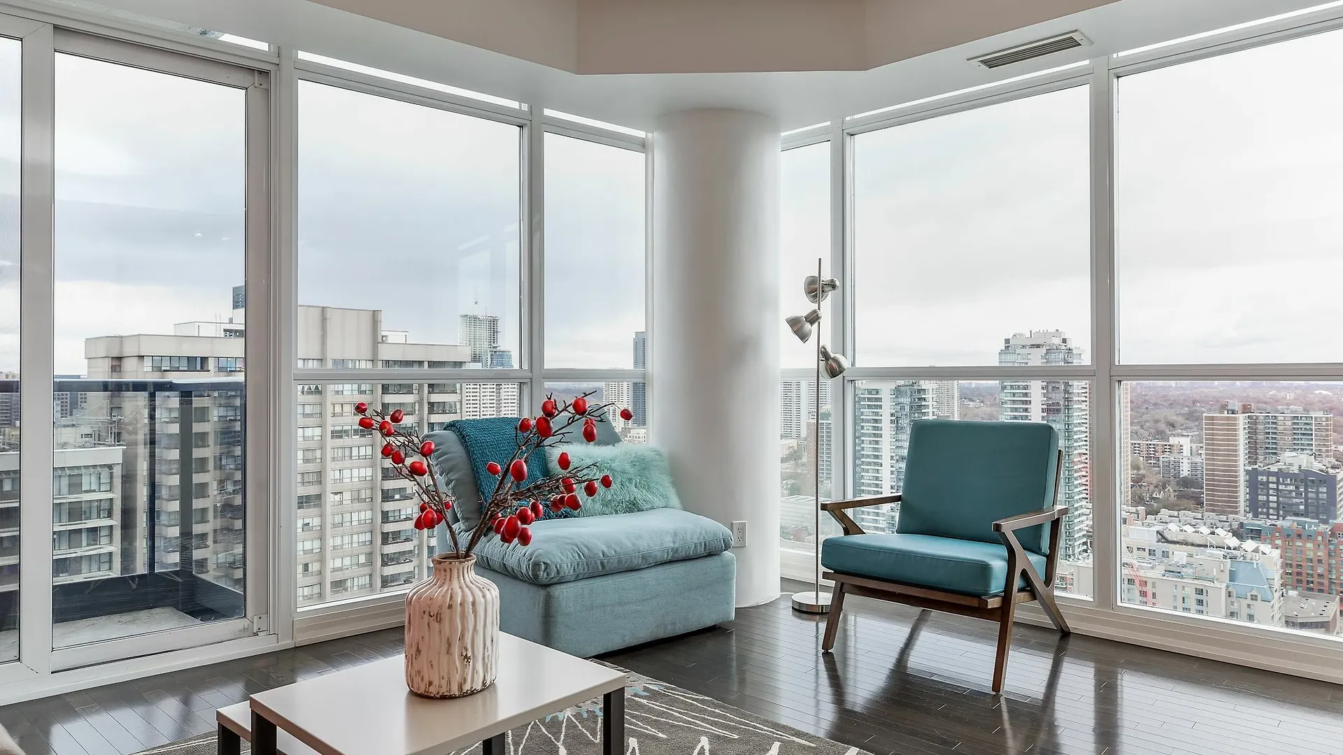 Quickstay - Incredible Downtown Condo Toronto Hotel
