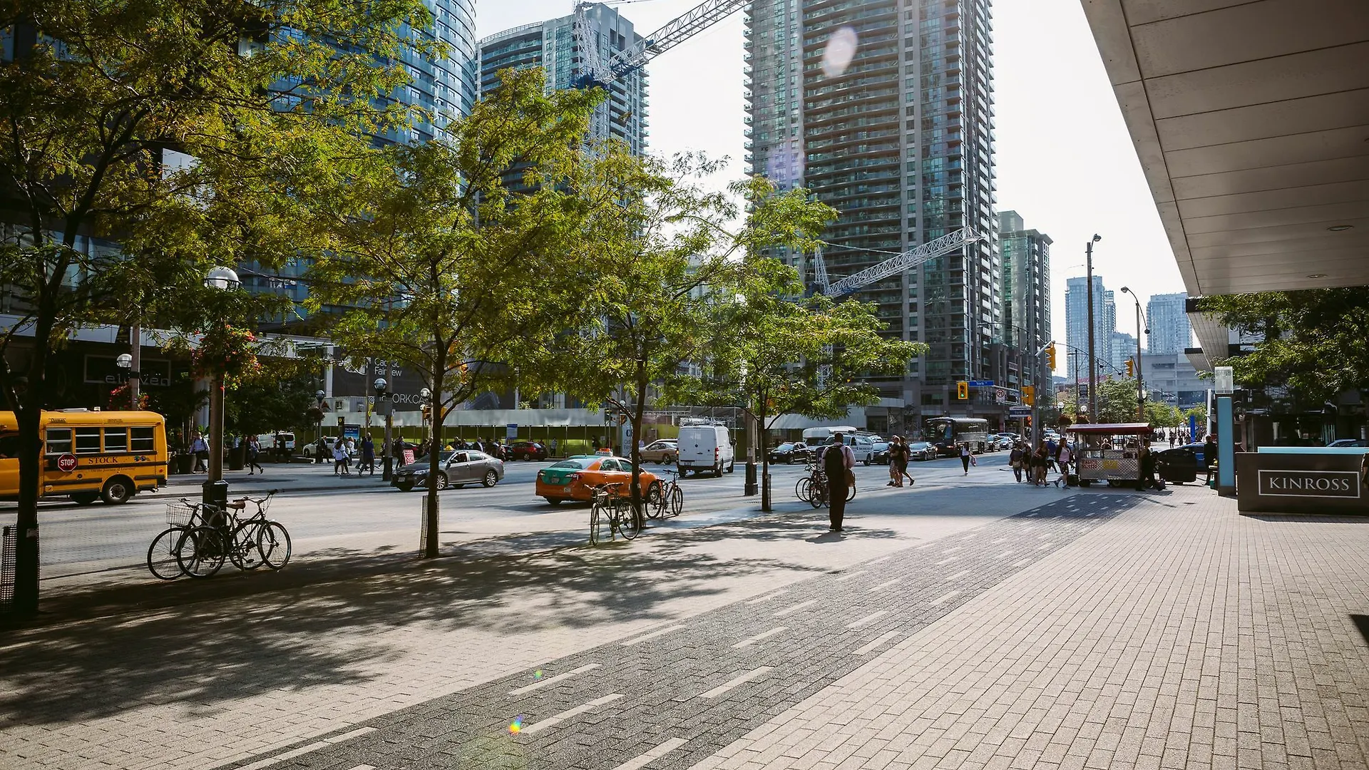 Quickstay - Incredible Downtown Condo Toronto 3*,